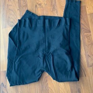 Maternity compression leggings
